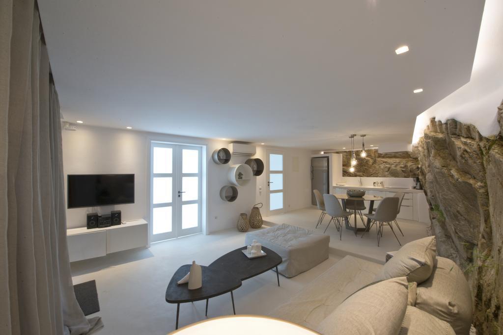Diles Villas & Suites Mykonos Tourlos Buitenkant foto