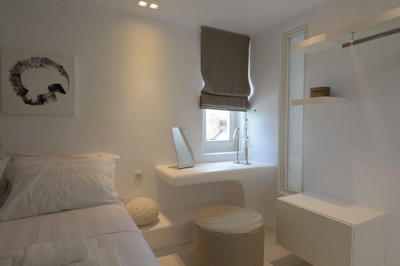 Diles Villas & Suites Mykonos Tourlos Buitenkant foto