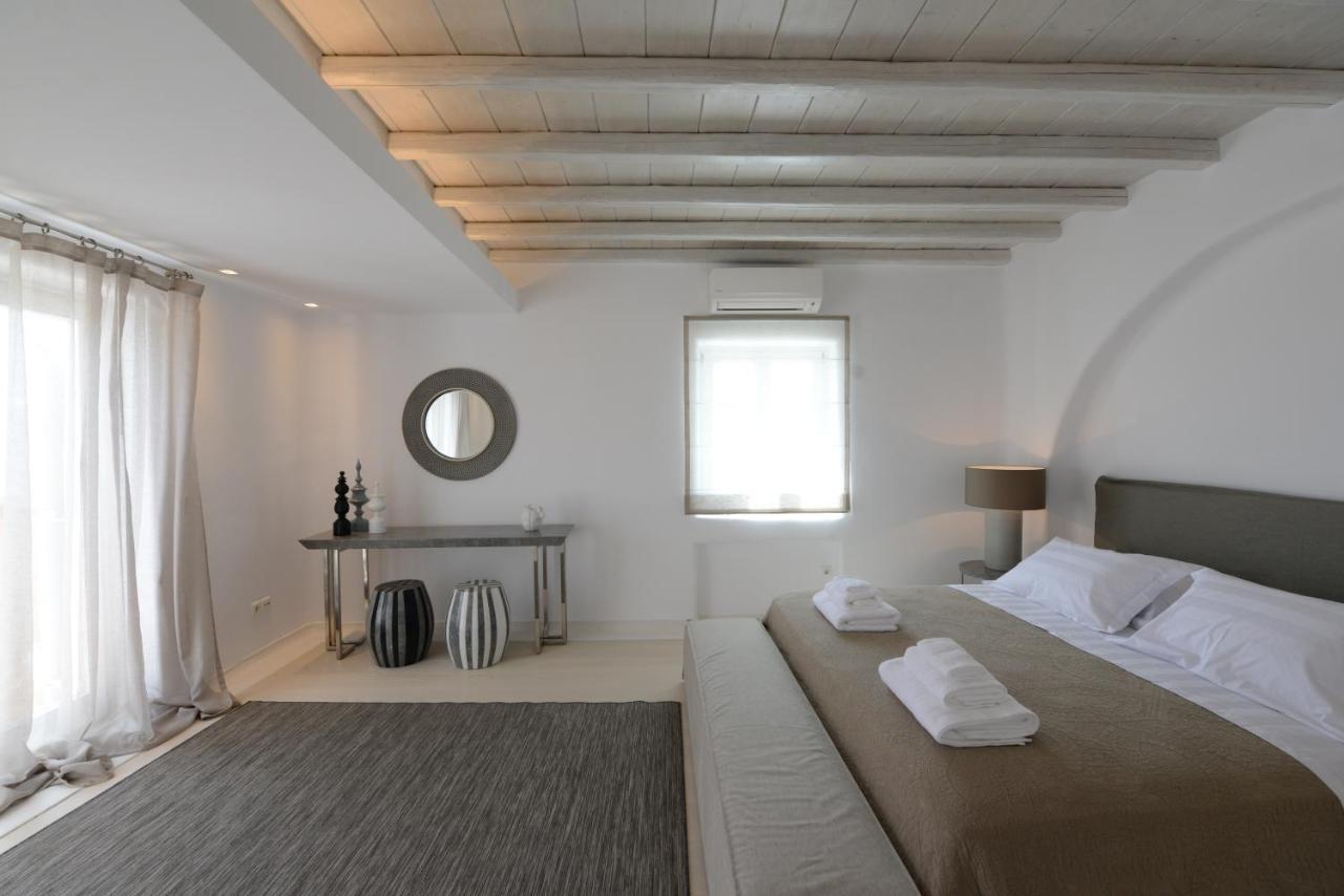 Diles Villas & Suites Mykonos Tourlos Buitenkant foto
