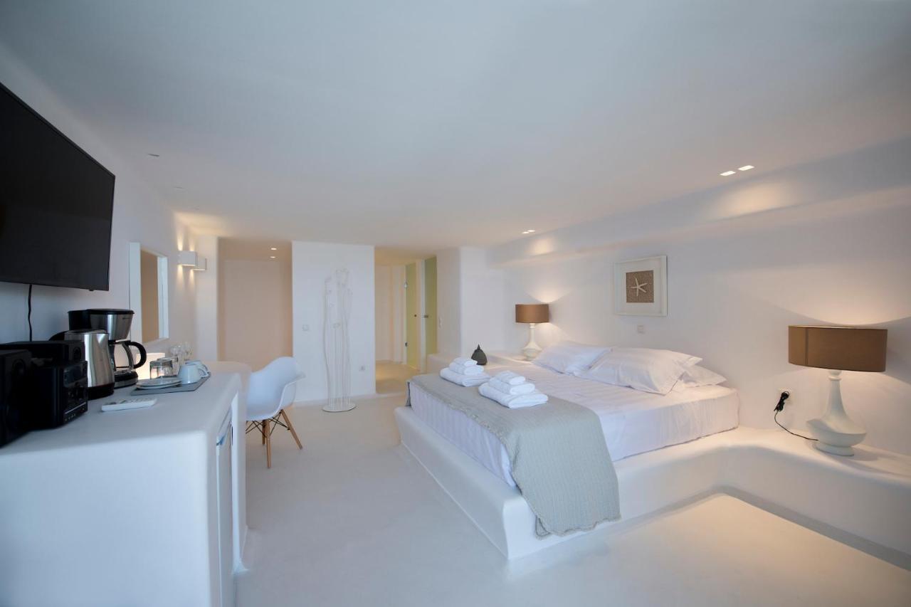 Diles Villas & Suites Mykonos Tourlos Buitenkant foto