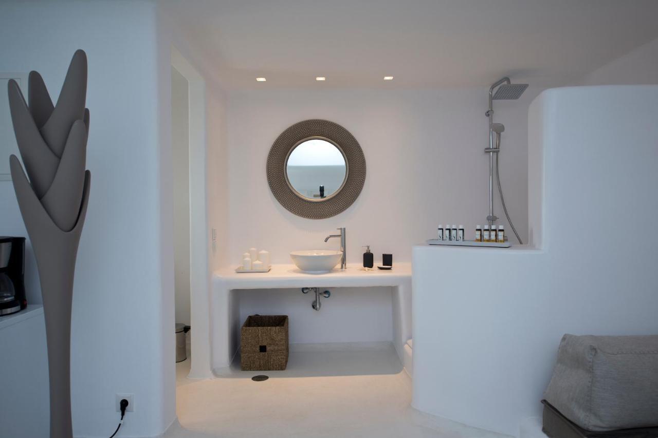 Diles Villas & Suites Mykonos Tourlos Buitenkant foto