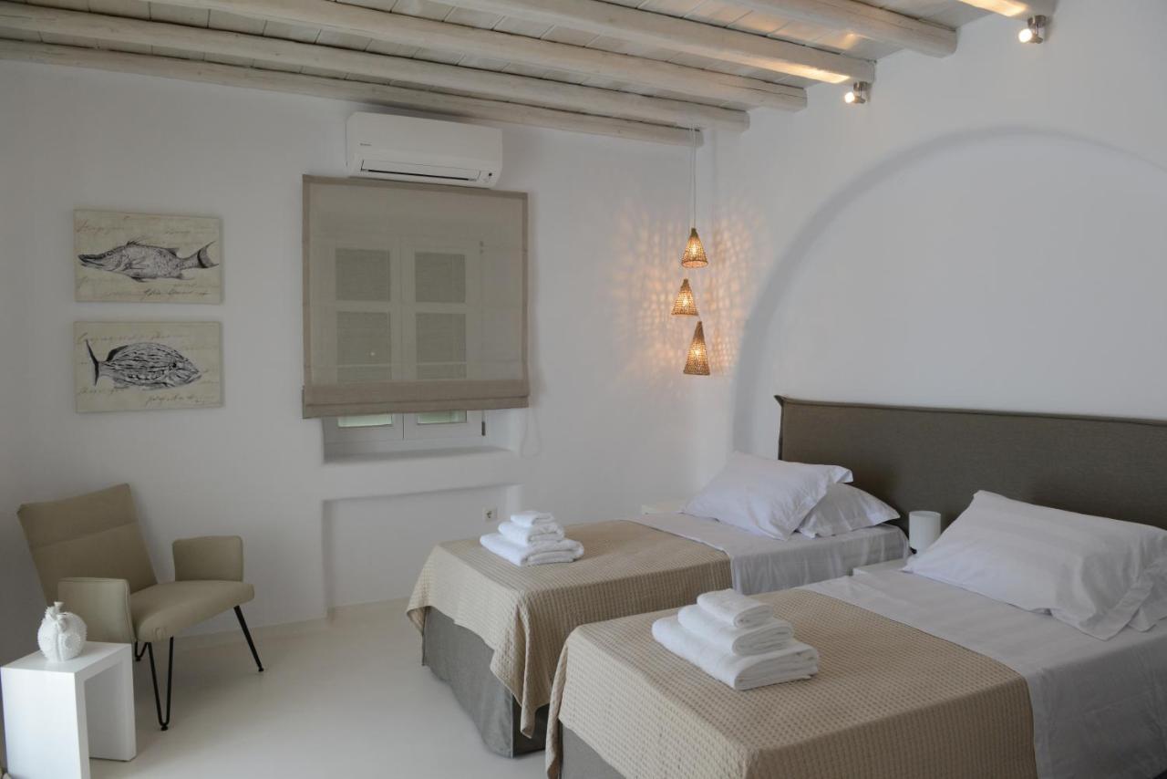 Diles Villas & Suites Mykonos Tourlos Buitenkant foto