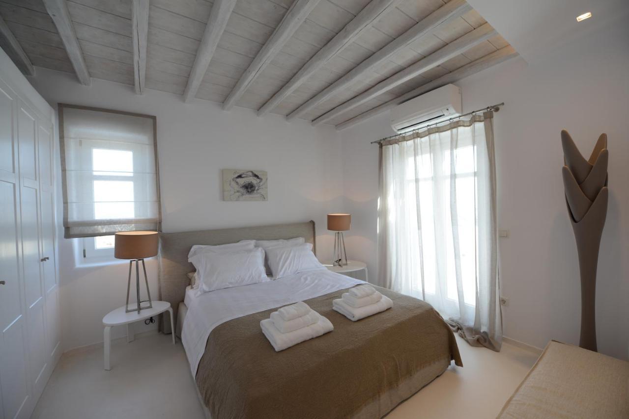 Diles Villas & Suites Mykonos Tourlos Buitenkant foto