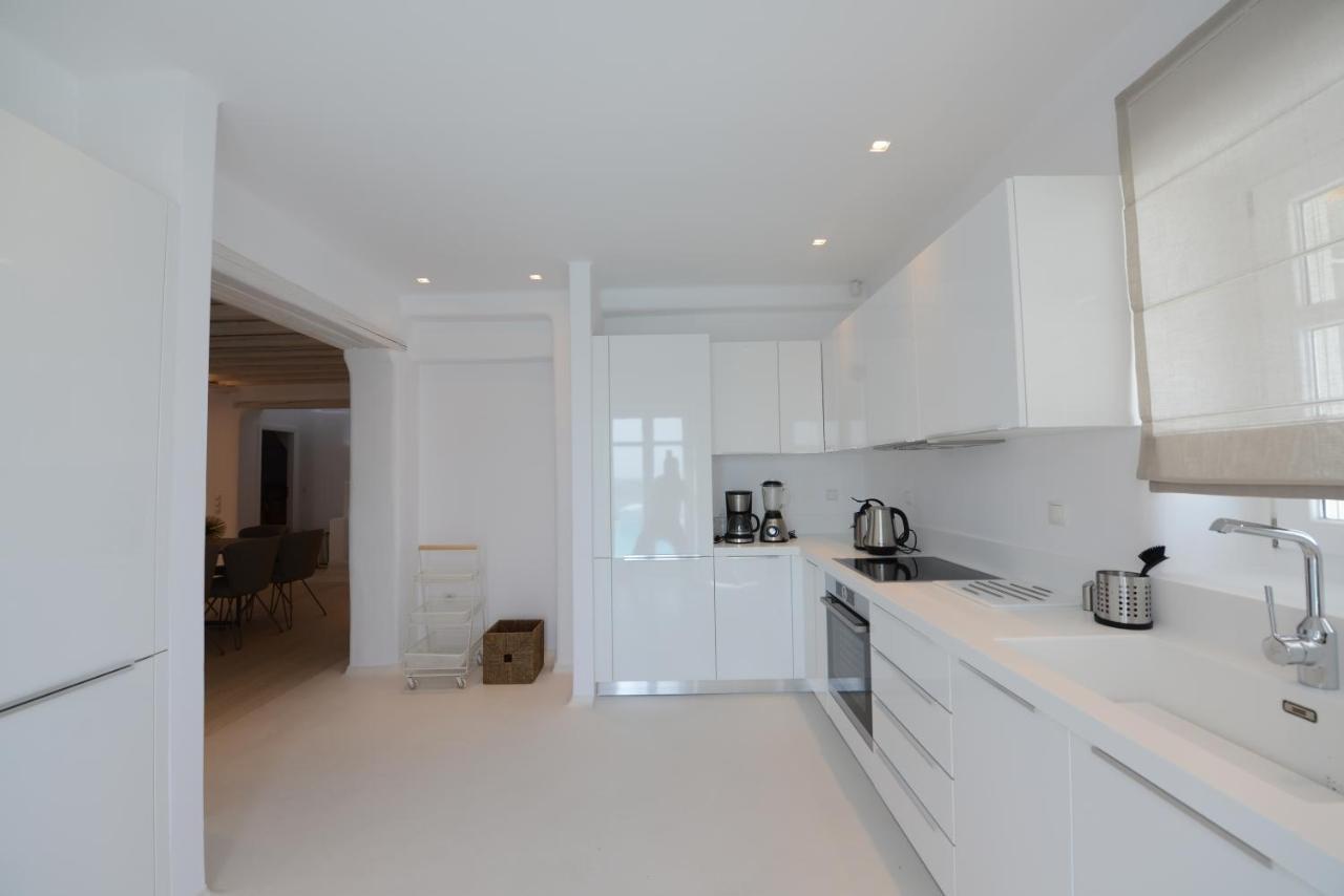 Diles Villas & Suites Mykonos Tourlos Buitenkant foto